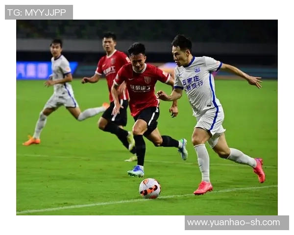 成都足球队技术分析与战术创新的深度探讨与展望 成都足球队技术分析与战术创新的深度探讨与展望