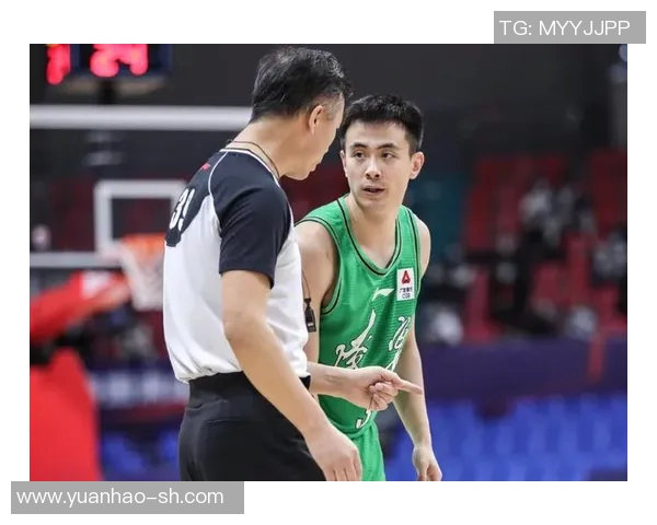 辽宁队与解放军队精彩对决录像回放分析与精彩瞬间回顾 辽宁队与解放军队精彩对决录像回放分析与精彩瞬间回顾