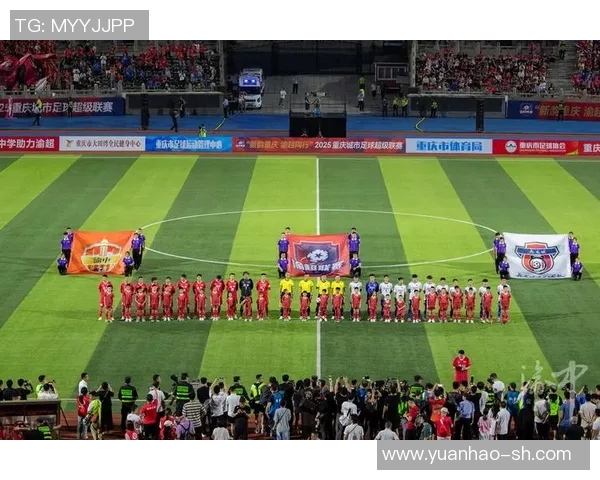 重庆足球队战术之争引发热议球迷与专家观点交锋分析