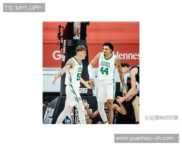 鹈鹕与凯尔特人激战正酣12月11日精彩对决引发球迷热议 鹈鹕与凯尔特人激战正酣12月11日精彩对决引发球迷热议